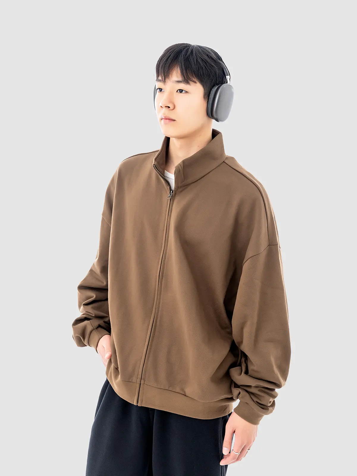 Ветровка "AR" — изображение 3