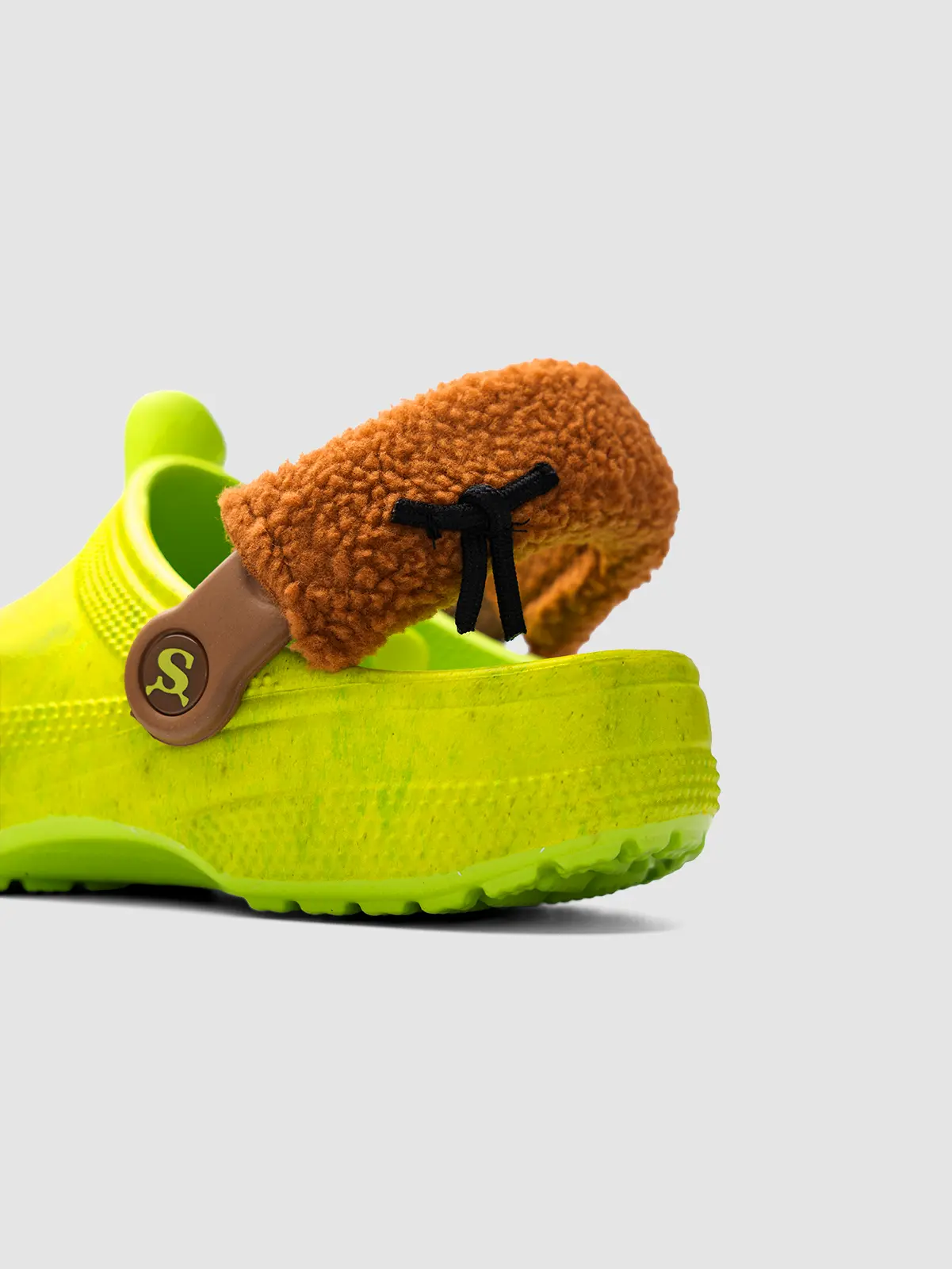 Crocs x Classic Clog "Shrek" — изображение 3