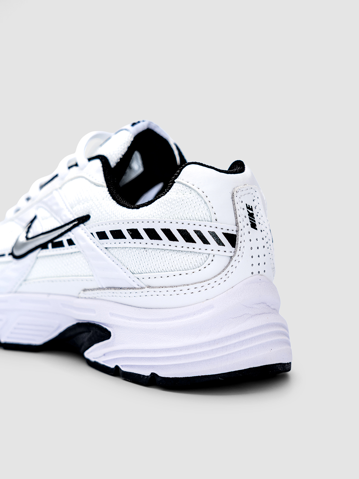 Nike Initiator "White&Black" — изображение 3